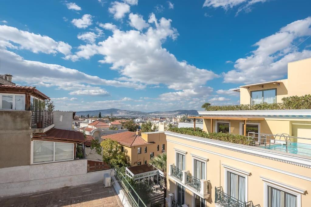 Modern 2bdr Flat W Hot Tub & Big Terrace In Plaka Athens
